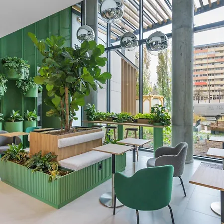 Jagiellonska 13, Sun & Snow *