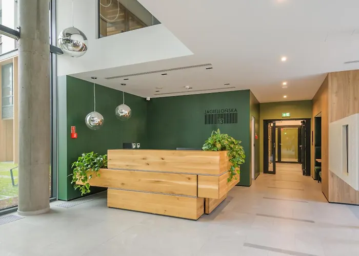 Jagiellonska 13, Sun & Snow